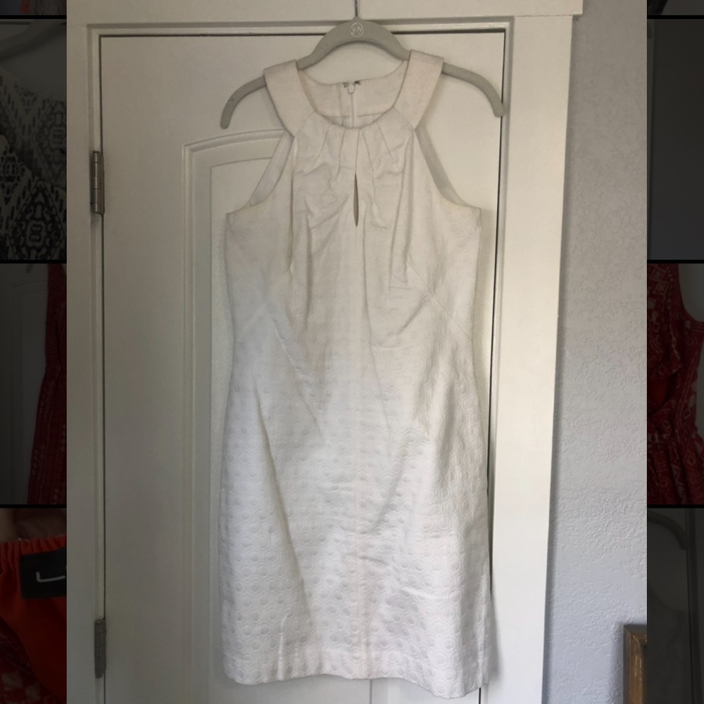 White House Black Market, size 6, knee length dress, keyhole cutout